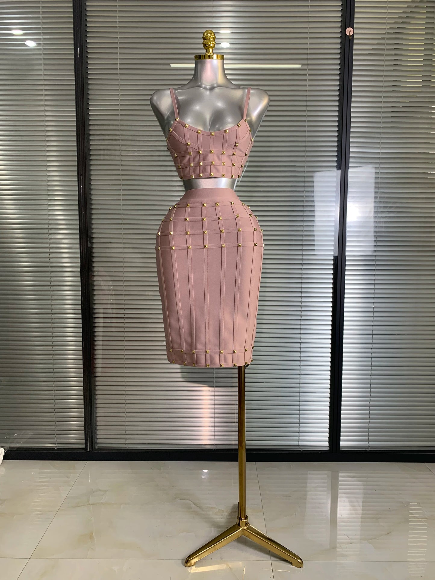 Été nouveau 2025 femmes Sexy rose Rivet pansement deux pièces ensemble célébrité soirée jupe costumes