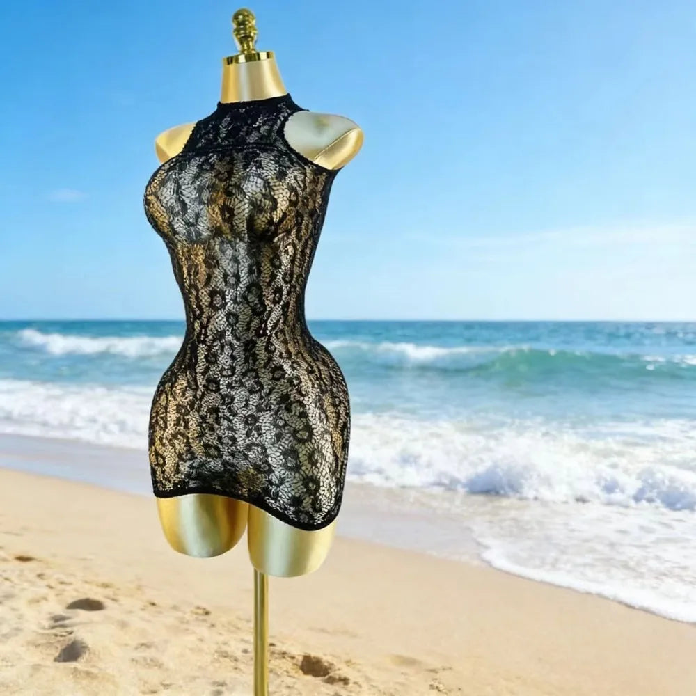 Swimwear jacket, mesh skirt, suitable for outdoor wear during summer beach vacation, also suitable for wearing at the beach.