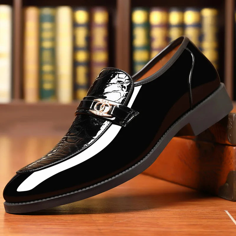 Chaussures habillées à bout pointu pour hommes, chaussures de mariage en cuir verni, Oxfords à enfiler, chaussures de fête, mocassins d'affaires de luxe