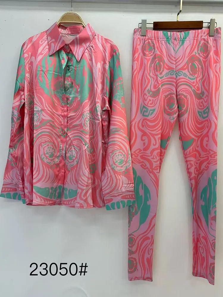 Chemise à manches longues à revers imprimé rétro pour femmes, nouveau costume + taille élastique, pantalon slim, pieds élastiques, costume deux pièces à la mode, printemps 2025