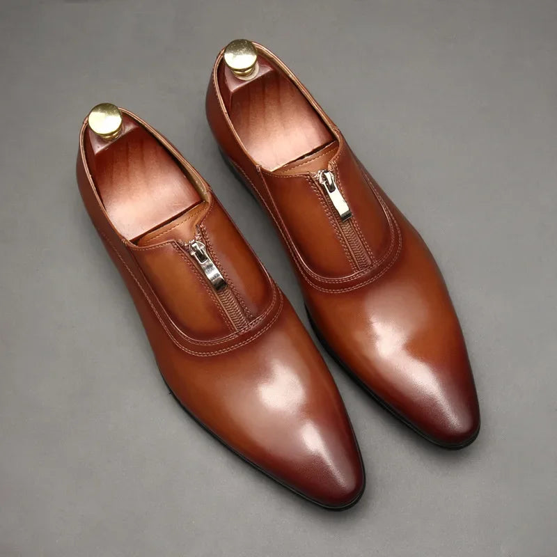 Chaussures habillées pour hommes de style britannique en cuir de vachette souple, pour mariage, petite taille 35, bout pointu, semelle en caoutchouc, fabriquées en Chine